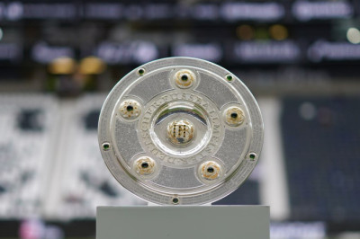 Menurut Anda, Tim manakah yang akan menjuarai Bundesliga Jerman  Musim 2023/2024?