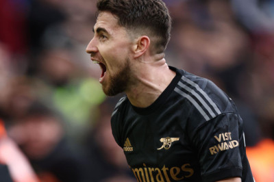 Juventus Coba Rekrut Jorginho dari Arsenal!