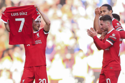 Tampil Cemerlang, Liverpool Lumat Nottingham Forest 3-0!