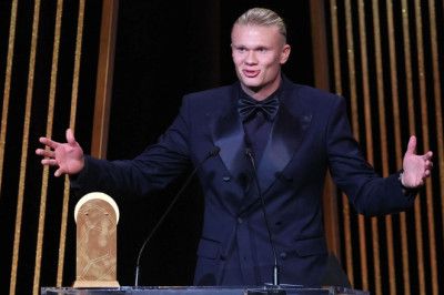 Congrats! Erling Haaland Raih Penghargaan Gerd Muller Trophy 2023