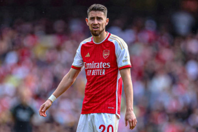 Kagumi Mikel Arteta, Jorginho Isyaratkan Bertahan di Arsenal