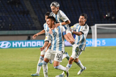 Hasil Piala Dunia U-17, Argentina U-17 Gasak Brasil U-17 3 Gol Tanpa Balas