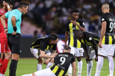 Tanpa Karim Benzema, Al Ittihad Tumbang di Markas Damac