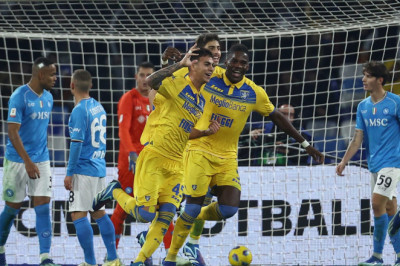 Tampil Dibawah Performa, Napoli Dihajar Frosinone 4 Gol Tanpa Balas