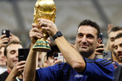 Fix! Lionel Scaloni Bertahan Lama Tukangi Argentina