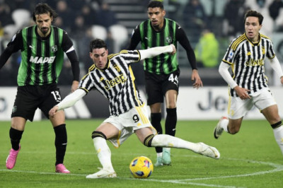 Hajar Sassuolo 3-0, Juventus Sukses Pangkas Poin dari Inter Milan