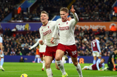 Curi 3 Poin di Markas Aston Villa, MU Merangkak ke Zona Eropa
