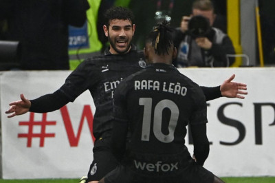 Gol Tunggal Theo Hernandez Bawa AC Milan Amankan 3 Poin