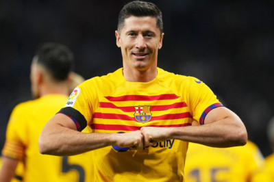 Brace Lewandowski Bawa Barcelona Tumbangkan Celta Vigo