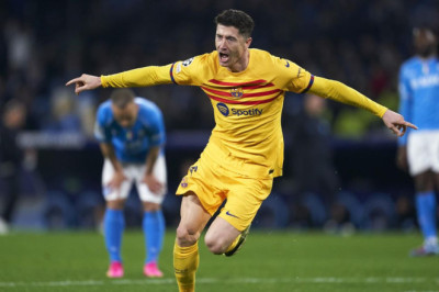 Robert Lewandowski! Man of the Match Napoli vs Barcelona