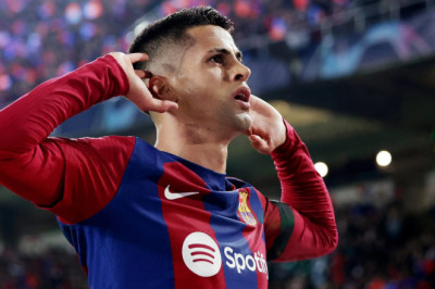 Bursa Transfer Memanas! Arsenal Coba Bajak Joao Cancelo