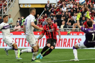 Prediksi Starting XI Fiorentina vs AC Milan: Siapakah Pemain yang Akan Turun?