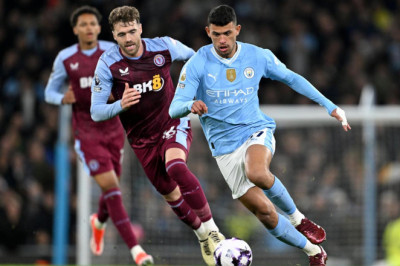 Pesta Gol! Manchester City Benamkan Aston Villa 4-1