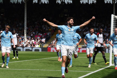 Manchester City Menang Telak atas Fulham dan Dekati Gelar Premier League