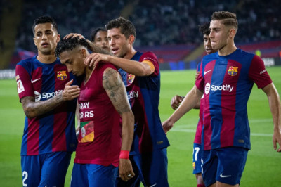 Tampil Gemilang, Barcelona Amankan Tiga Poin atas Real Sociedad