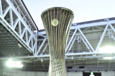 Final UEFA Conference League 2024/2025: Real Betis vs Chelsea