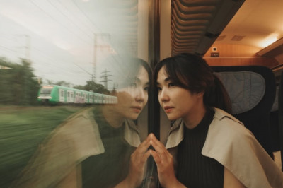 Momen Romantis Gisella Anastasia dan Cinta Brian di Pernikahan Luna Maya, Berbagi Pelukan dan Tatapan Mesra