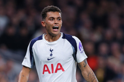 Brentford Tantang Palace demi Brennan Johnson, Spurs Siap Lepas