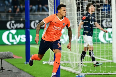 Usai Cabut dari Hamburg, Davie Selke Buka Peluang Kembali ke Jerman