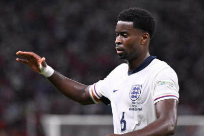 Real Madrid Siap Kalahkan Barcelona untuk Jasa Marc Guehi