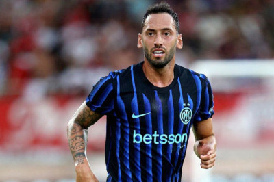 Inter Milan Siapkan Kontrak Baru Untuk Hakan Calhanoglu