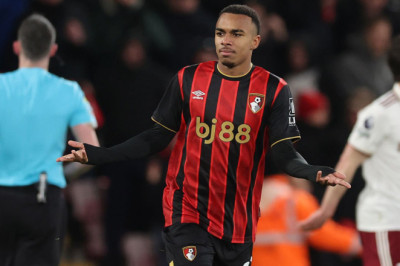 Meski Kalah, Bournemouth Temukan Permata Baru Bernama Eli Junior Kroupi