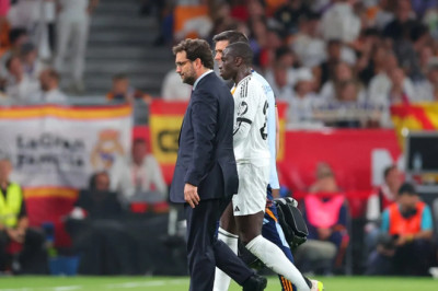 Real Madrid Frustasi dengan Kondisi Kebugaran Ferland Mendy