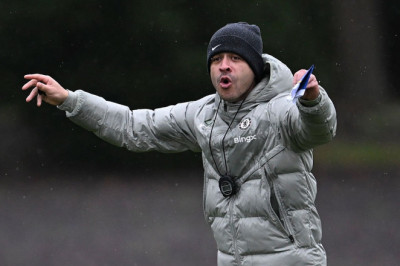 Liam Rosenior Wanti-wanti Chelsea Harus Sempurna untuk Singkirkan Arsenal