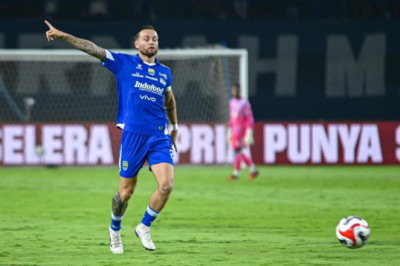 Tempat Menonton Persib vs PSBS Biak, Minggu 25 Januari 2026 Pukul 19.00 WIB