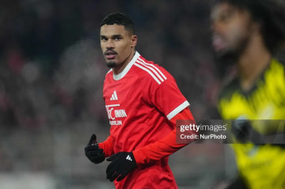 Aston Villa di Posisi Terdepan Rekrut Bek Union Berlin, Danilho Doekhi