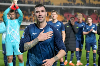 Lazio Amankan Przyborek, Sarri Pertahankan Romagnoli dari Godaan Transfer