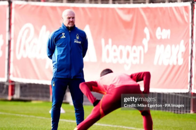 Sean Dyche Abaikan Isu Rivalitas Jelang Laga Forest vs Crystal Palace