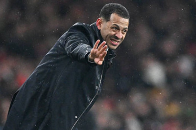 Hasil Tak Selalu Penting, Liam Rosenior Prioritaskan Perkembangan Chelsea