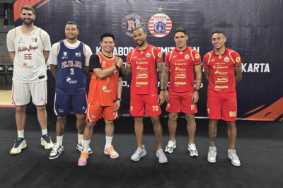 Pelita Jaya Makin Jakarta dan Sehati dengan Persija