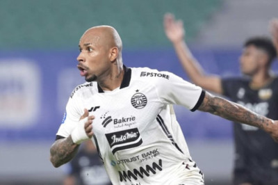 Jelang Lawan Bali United, Gustavo Almeida Optimistis Persija Pangkas Selisih Poin dari Persib: Ini Belum Berakhir