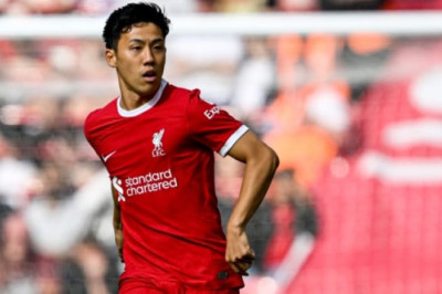 Wataru Endo Absen Lama, Arne Slot Ungkap Cedera Serius Pemain Liverpool