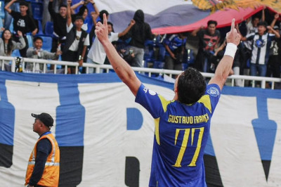 Arema vs Semen Padang: Singo Edan Terkam Kabau Sirah 3-0