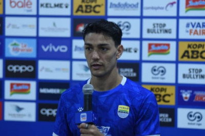 Jelang Hadapi Ratchaburi, Federico Barba Yakin Persib Bisa Balikkan Keadaan