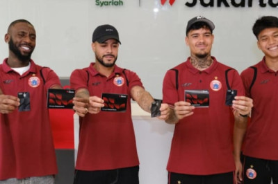 Persija Jakarta Rangkul Jakmania Lewat Edukasi Keuangan Berbasis Komunitas