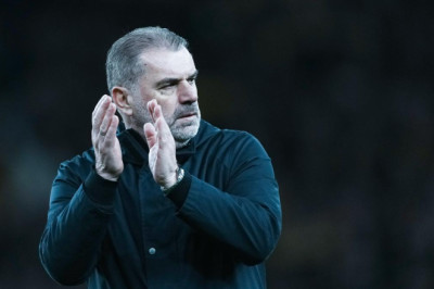 Ange Postecoglou Sebut Melatih Manchester United Paling Sulit di Dunia