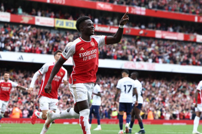 Tempat Menonton Tottenham vs Arsenal, Minggu 23 Februari 2026 Pukul 23.30 WIB