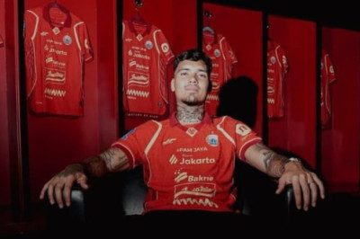 Shayne Pattynama Ungkap Kerasnya Super League