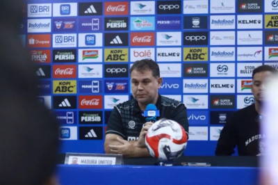 Carlos Parreira Tetap Percaya Diri Meski Bojan Hodak Absen