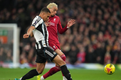 Manchester United Coba Ganti Maguire dengan Bekas Pemain AC Milan