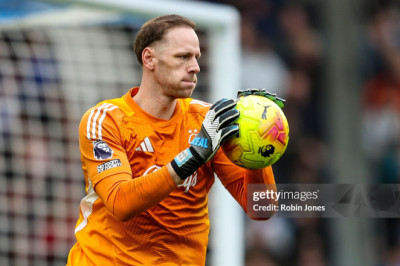 Matz Sels Kembali, Nottingham Forest Siap Hadapi Midtjylland