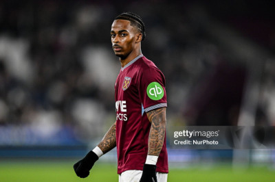 Crysencio Summerville Absen Lawan Manchester City karena Cedera