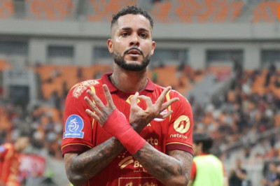 Tempat Menonton Persija Jakarta vs Dewa United, Minggu 15 Maret 2026 Pukul 20.30 WIB