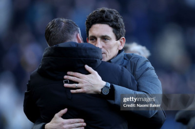 Rob Edwards Puji Keith Andrews Jelang Duel Wolves vs Brentford