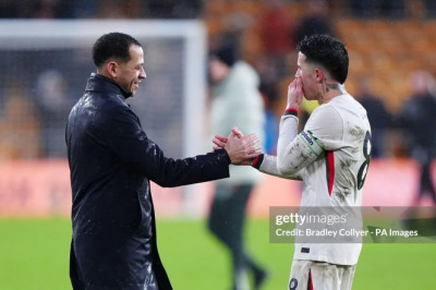 Liam Rosenior Redam Isu Enzo Fernandez Hengkang dari Chelsea