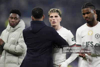 Rosenior Jelaskan Pergantian Garnacho saat Chelsea Kalah dari Everton